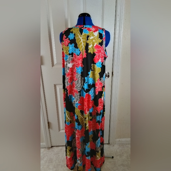 DG2 DRESS - Picture 4 of 8